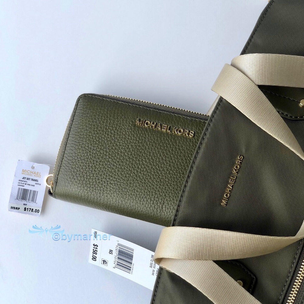 🍀NWT Michael Kors Polly Tote and Wallet Set - Picture 8 of 8